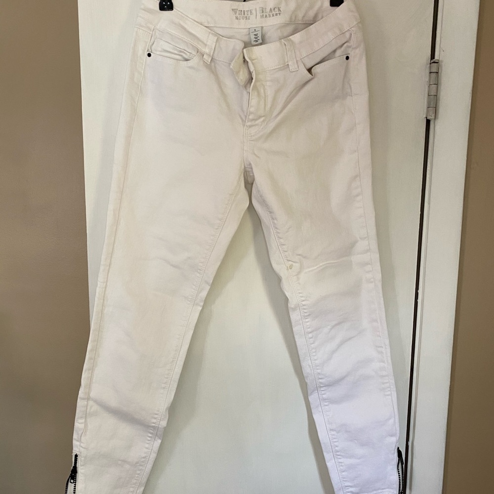 White House Black Market Capris